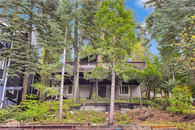 535 Sunderland Court, Lake Arrowhead, CA 92352
