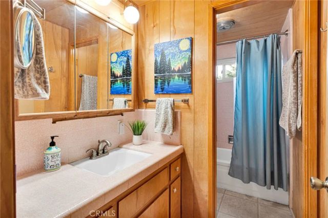 535 Sunderland Court, Lake Arrowhead, CA 92352