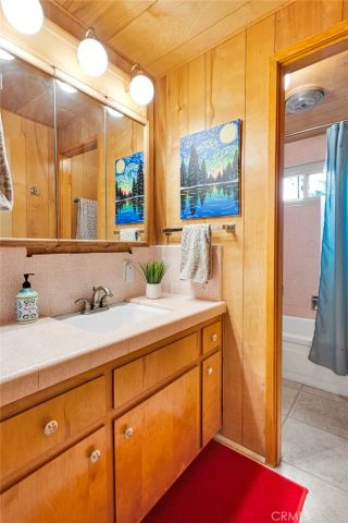 535 Sunderland Court, Lake Arrowhead, CA 92352