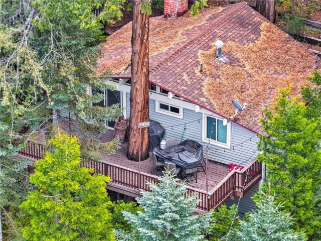 535 Sunderland Court, Lake Arrowhead, CA 92352