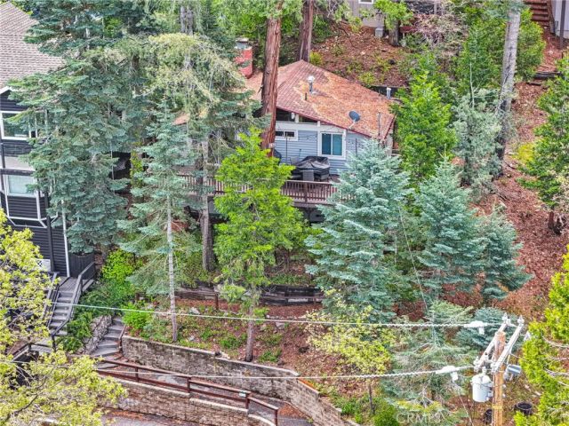 535 Sunderland Court, Lake Arrowhead, CA 92352