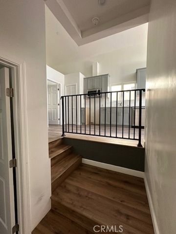 5507 S Manhattan Place, Los Angeles, CA 90062