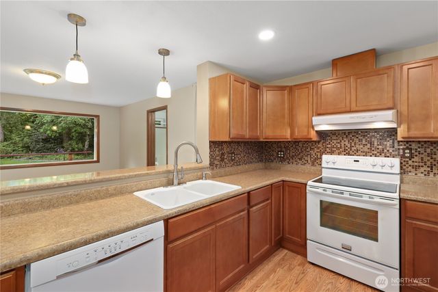 2115 Lorraine Drive SE, Olympia, WA 98501