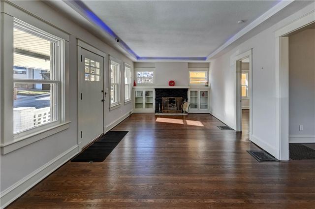 1326 Lake Avenue, Kansas City, MO 64109