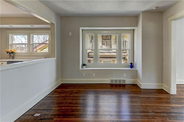 1326 Lake Avenue, Kansas City, MO 64109