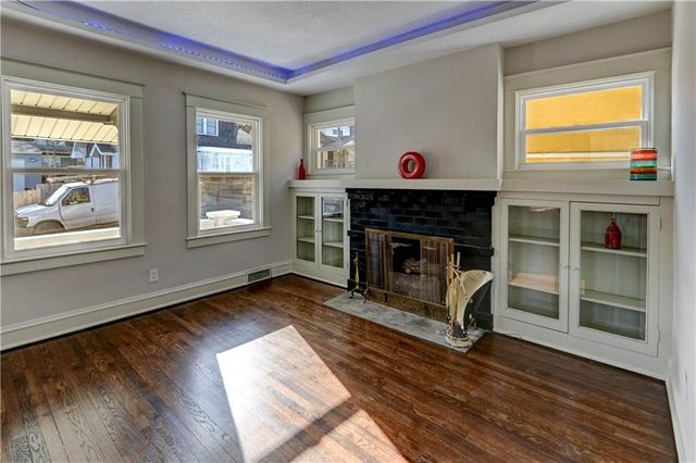 1326 Lake Avenue, Kansas City, MO 64109