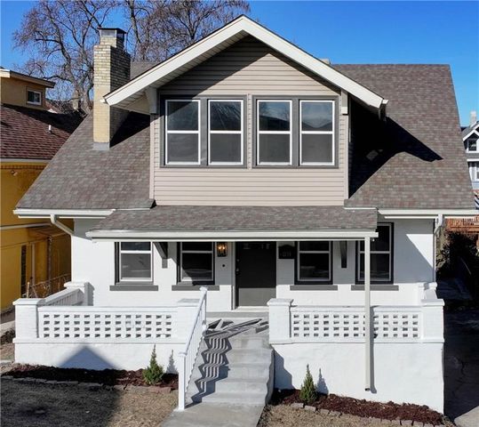 1326 Lake Avenue, Kansas City, MO 64109