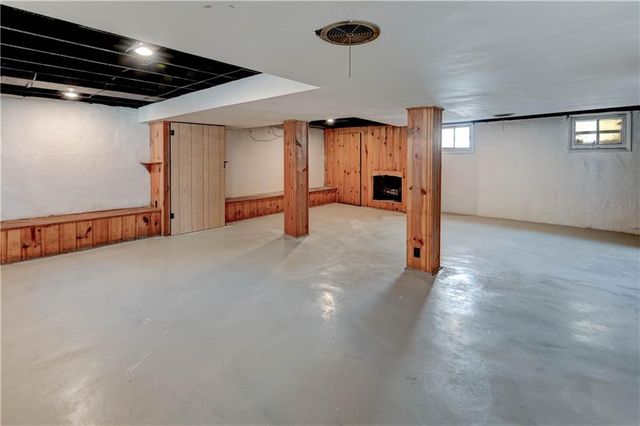 1326 Lake Avenue, Kansas City, MO 64109