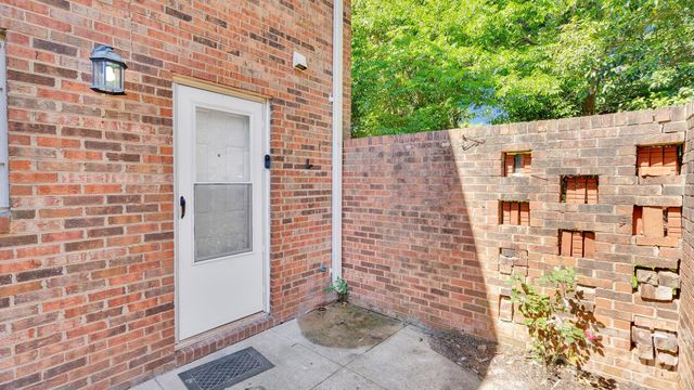 1231 Archdale Drive A, Charlotte, NC 28217