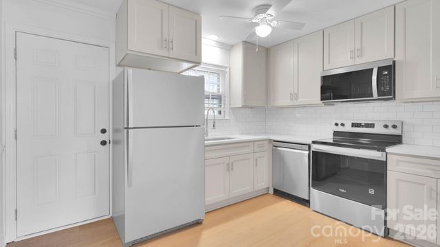 1231 Archdale Drive A, Charlotte, NC 28217