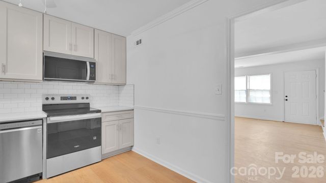 1231 Archdale Drive A, Charlotte, NC 28217