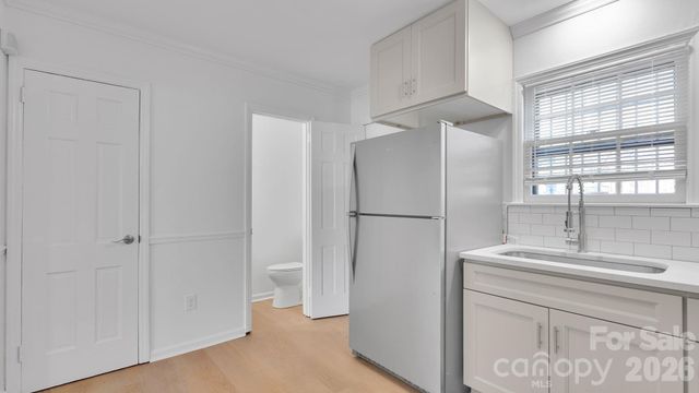 1231 Archdale Drive A, Charlotte, NC 28217