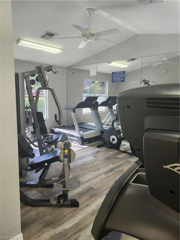 5433 Whitten DR # 106, Naples, FL 34104