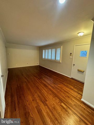 701 ROBERT RD, Rockville, MD 20850