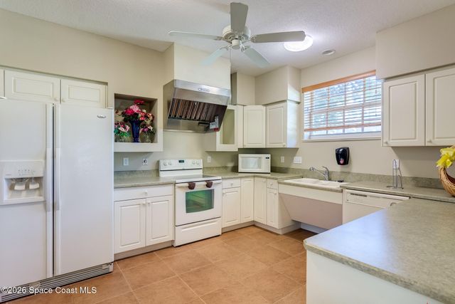 480 Sail Lane 206, Merritt Island, FL 32953