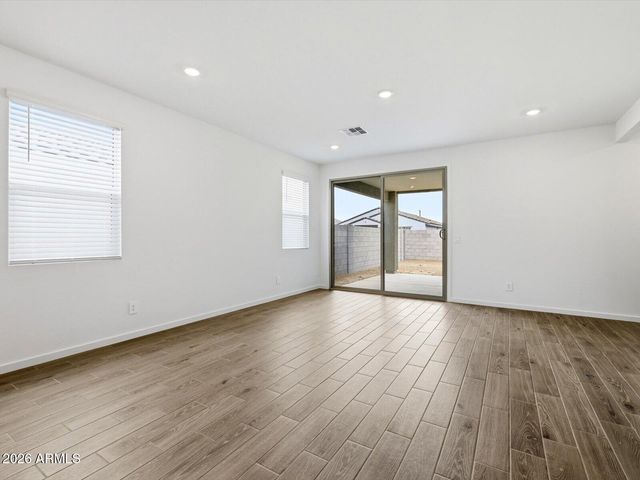 15803 W COTTONTAIL Lane, Surprise, AZ 85387