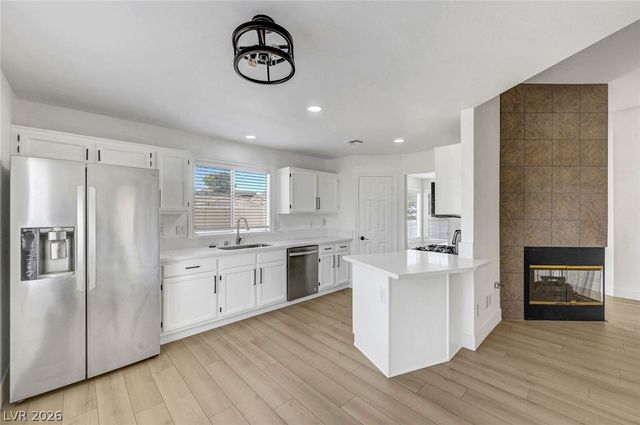 400 Breeze Way, Henderson, NV 89015