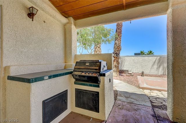 400 Breeze Way, Henderson, NV 89015