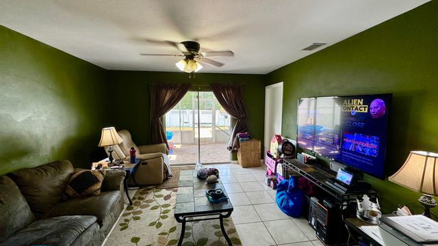 5885 Rambler Rose Way, West Palm Beach, FL 33415