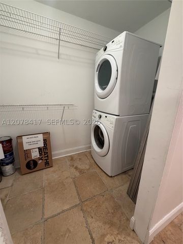4943 Riviera Dr -, Coral Gables, FL 33146