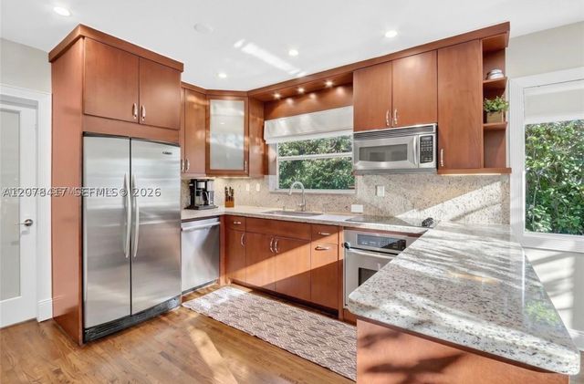 4943 Riviera Dr -, Coral Gables, FL 33146