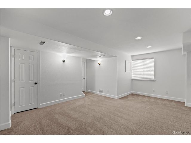 10327 Woodrose Ln, Highlands Ranch, CO 80129