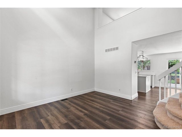 10327 Woodrose Ln, Highlands Ranch, CO 80129