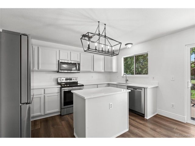 10327 Woodrose Ln, Highlands Ranch, CO 80129