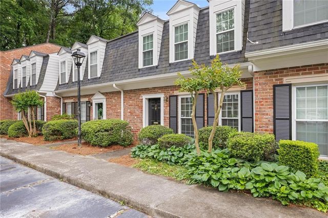 25 Independence Place NW, Atlanta, GA 30318