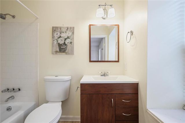 25 Independence Place NW, Atlanta, GA 30318