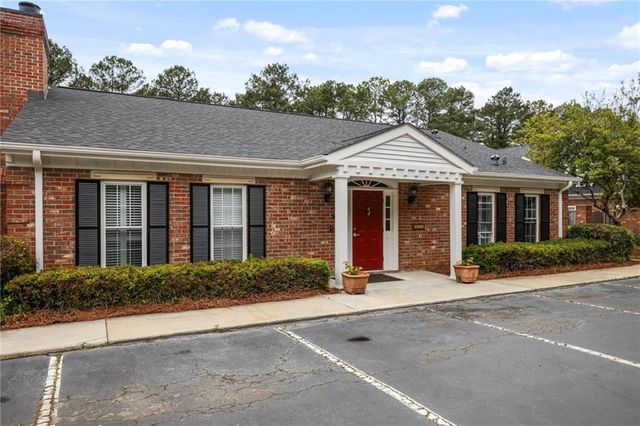 25 Independence Place NW, Atlanta, GA 30318