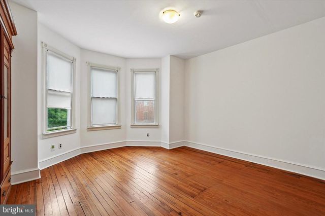 868 N 27TH ST, Philadelphia, PA 19130