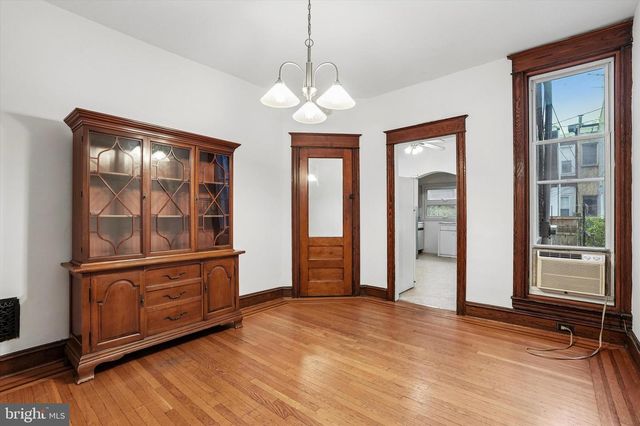 868 N 27TH ST, Philadelphia, PA 19130