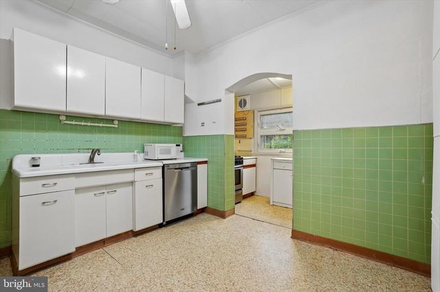 868 N 27TH ST, Philadelphia, PA 19130