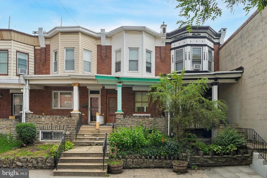 868 N 27TH ST, Philadelphia, PA 19130