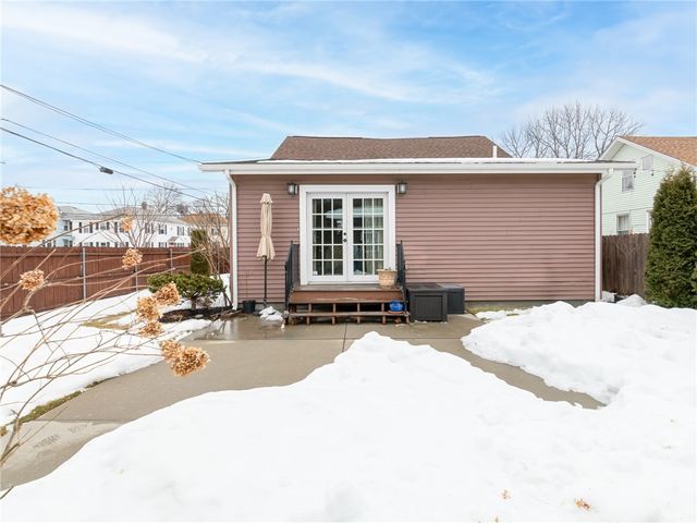 214 Grand Avenue, Pawtucket, RI 02861