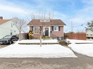 214 Grand Avenue, Pawtucket, RI 02861