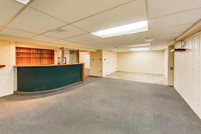 610 S Nawata Avenue, Mount Prospect, IL 60056