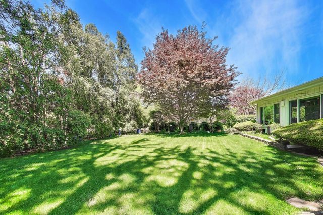 610 S Nawata Avenue, Mount Prospect, IL 60056