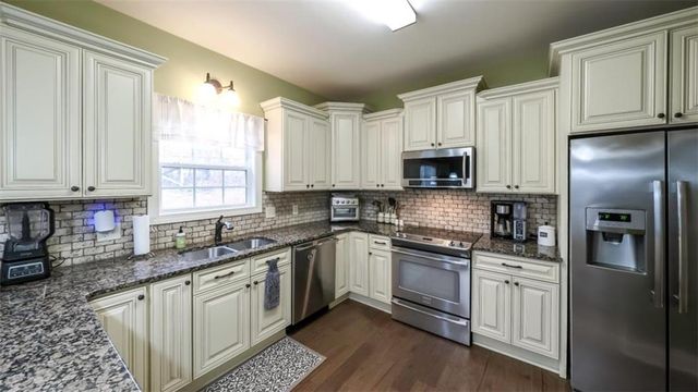 824 Vicki Circle, Bremen, GA 30110