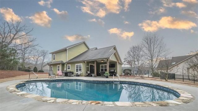 824 Vicki Circle, Bremen, GA 30110