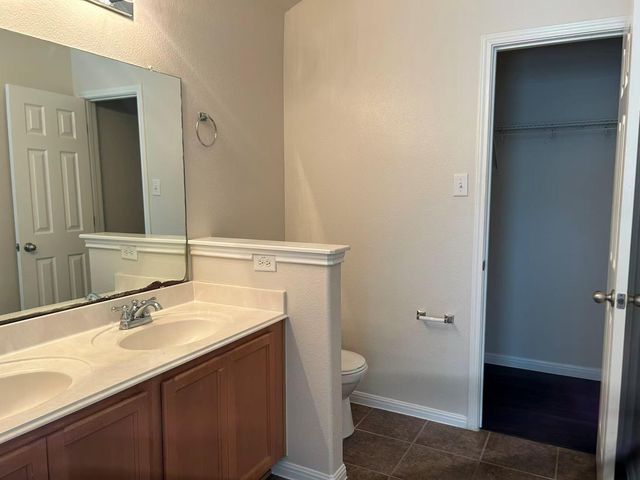3703 Holden CT, Round Rock, TX 78665