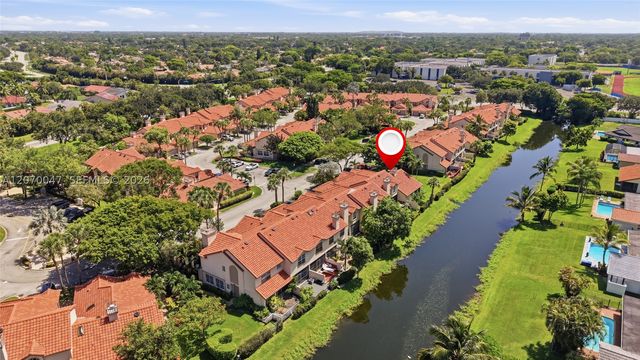 10852 Cypress Glen Dr, Coral Springs, FL 33071