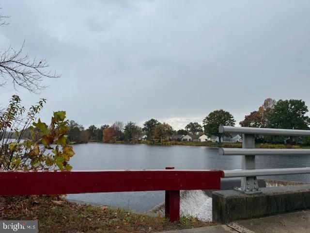 14 BURTONS, Southampton, NJ 08088