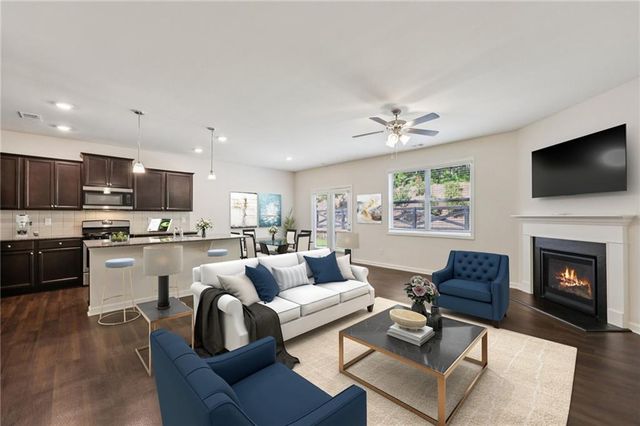 176 Woodhouse Circle, Acworth, GA 30102