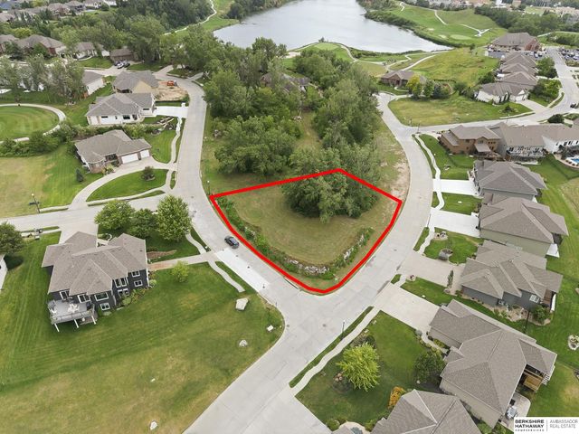 1211 W Ridge Way, Ashland, NE 68003