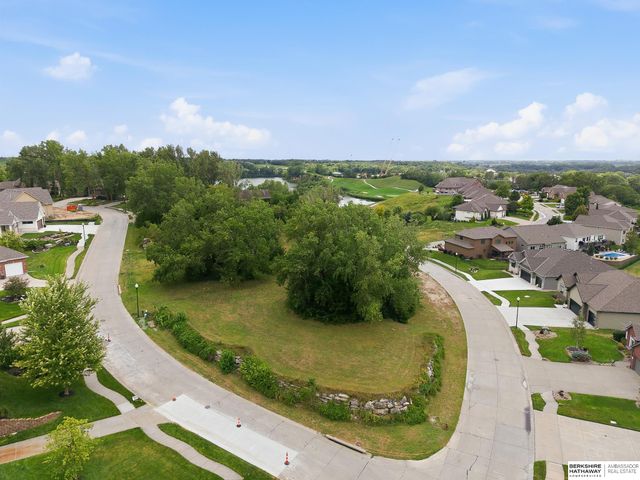 1211 W Ridge Way, Ashland, NE 68003
