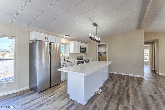 1860 Bank Avenue, Pahrump, NV 89048