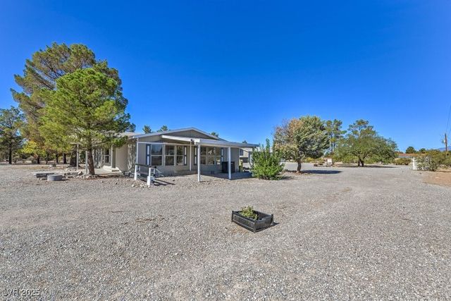 1860 Bank Avenue, Pahrump, NV 89048