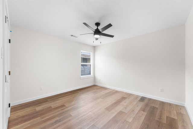 2434 Iroquois Street, Dallas, TX 75212